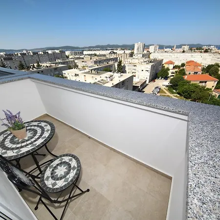 Apartman Luxury Nella With Seaview Zadar