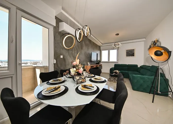 Luxury Nella With Seaview Apartman