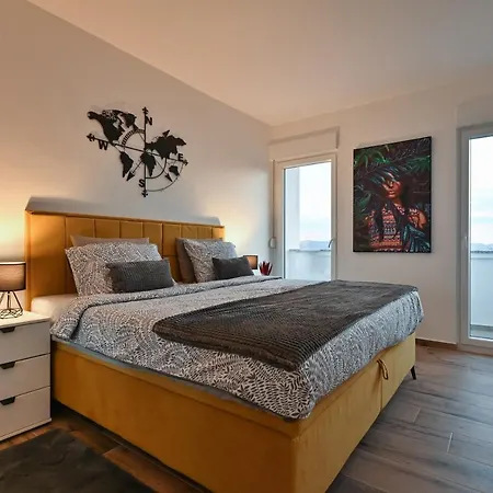 Luxury Nella With Seaview Apartament