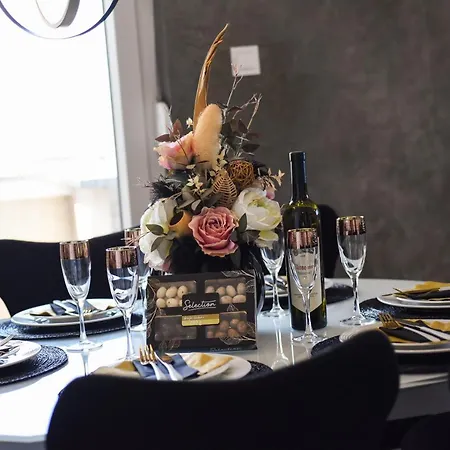 Luxury Nella With Seaview Apartament