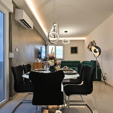 Appartement Luxury Nella With Seaview Zadar