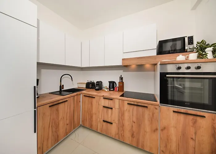 Luxury Nella With Seaview Apartamento *